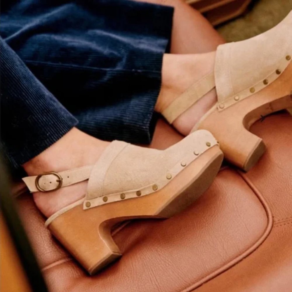 Sezane Tan Suede Clog Mules with Wood Heel - Picture 2 of 7